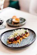 Ambassador City Centre Hotel