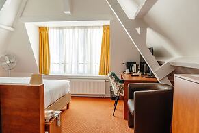 Ambassador City Centre Hotel