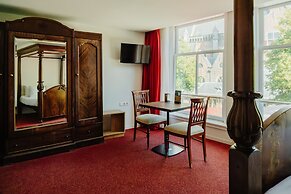 Ambassador City Centre Hotel