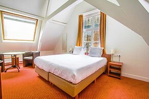 Ambassador City Centre Hotel
