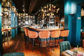 Ambassador City Centre Hotel