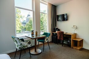 Ambassador City Centre Hotel