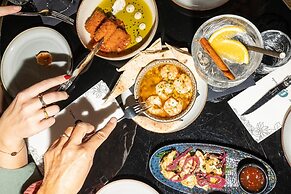 Ambassador City Centre Hotel