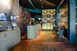 Ambassador City Centre Hotel