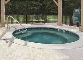 La Quinta Inn & Suites by Wyndham Mobile Satsuma / Saraland