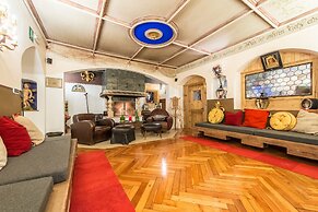 Adler Suite & Stube