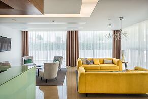 Imperhotel by Umbral