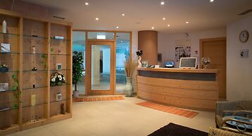Hotel Alpine Mugon