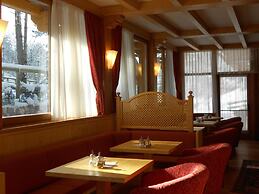 Hotel Garni Lago Nembia
