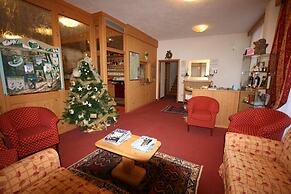 Hotel Garni Lago Nembia