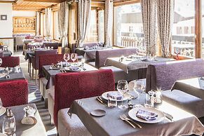 Hôtel Les Campanules by Les Etincelles