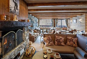 Hôtel Les Campanules by Les Etincelles