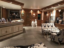 Hôtel Les Campanules by Les Etincelles