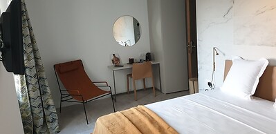 Le Petit Trianon et Le Charme des Suites