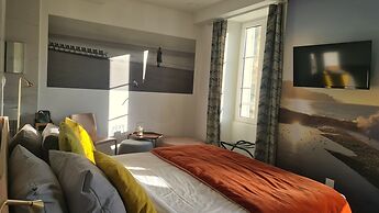 Le Petit Trianon et Le Charme des Suites