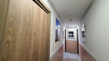 Le Petit Trianon et Le Charme des Suites