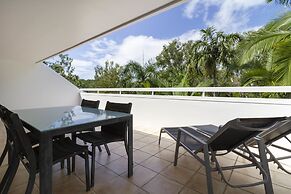 The White House Port Douglas