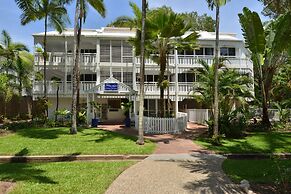 The White House Port Douglas
