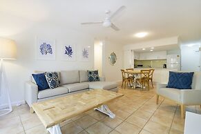 The White House Port Douglas