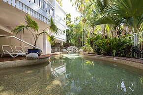 The White House Port Douglas