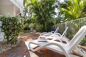 The White House Port Douglas