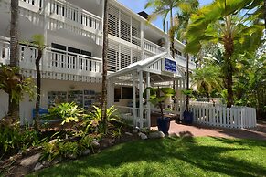 The White House Port Douglas