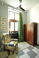 Crystal Suites Old Town