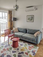 Crystal Suites Old Town