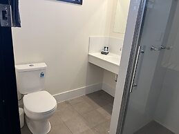 Albert Park Motor Inn