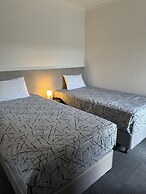 Longreach Motor Inn
