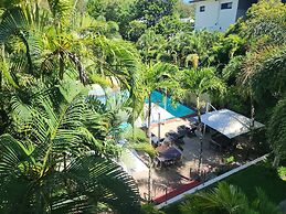 Central Plaza Port Douglas Apartments