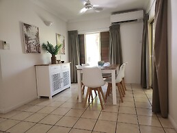 Central Plaza Port Douglas Apartments