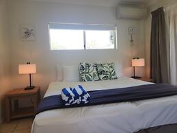 Central Plaza Port Douglas Apartments