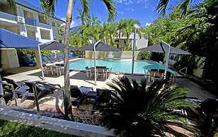Central Plaza Port Douglas Apartments