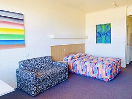 Opal Inn Hotel Motel