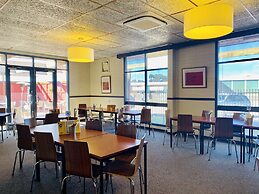 Opal Inn Hotel Motel