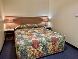 Opal Inn Hotel Motel