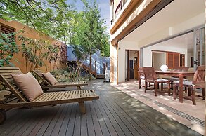 L'Auberge Apartments Noosa