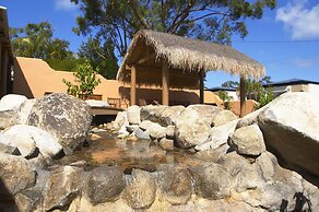 L'Auberge Apartments Noosa