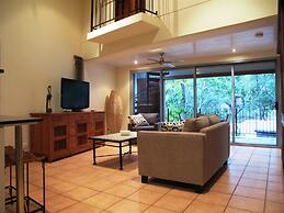 L'Auberge Apartments Noosa