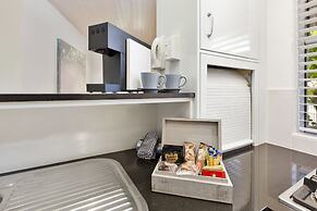 L'Auberge Apartments Noosa