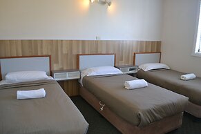 Hobart Tower Motel