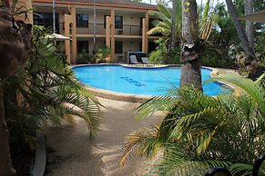 Oasis Inn Cairns