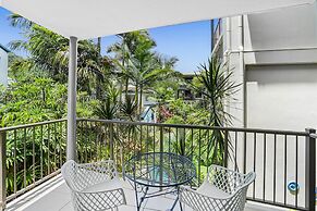 Sea Point On Trinity Beach