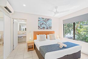 Sea Point On Trinity Beach