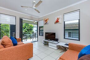 Sea Point On Trinity Beach