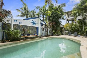 Sea Point On Trinity Beach