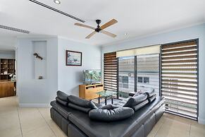 Sea Point On Trinity Beach