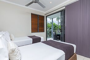 Sea Point On Trinity Beach