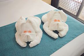 Coconut Grove Holiday Apartments